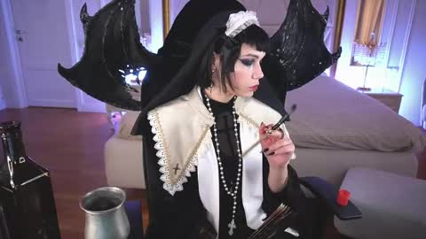 Snapshot of outfitobsession chatting on April 2026 01:28:01 PM outfitobsession online show from April 2026 01:28:01 PM