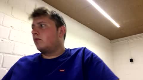 outflayd online show from April 2026 10:34:02 PM