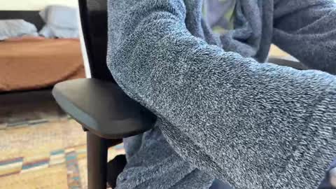 Snapshot of over_edges chatting on December 2024 08:58:01 PM Over Edges online show from December 2024 08:58:01 PM