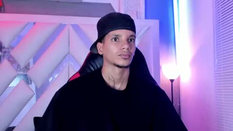 owen blaze online show from July 2026 03:24:02 AM