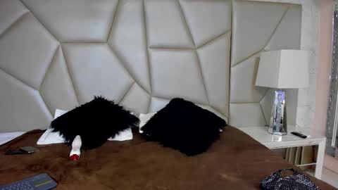 owen_stone1 online show from April 2026 11:20:02 PM