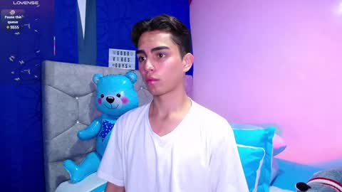 Owen  Independent model  online show from March 2025 06:57:02 AM