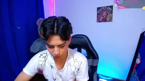 Owen  Independent model  online show from June 2026 07:42:02 AM