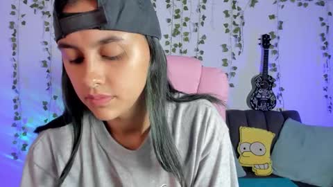 Owen foxx online show from November 2025 12:20:01 AM