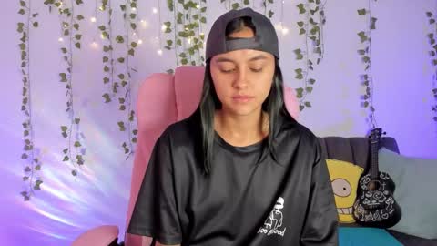 Owen foxx online show from November 2025 03:55:01 PM