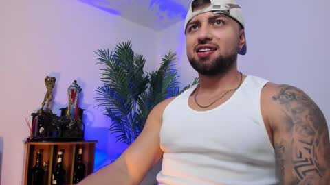 Maximus Owen online show from October 2025 11:49:02 PM