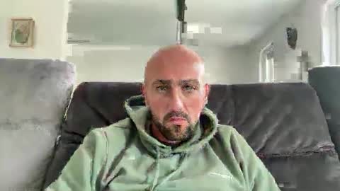 Snapshot of oxlade59 chatting on October 2025 12:00:02 PM oxlade59 online show from October 2025 12:00:02 PM