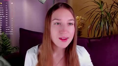 Caroline or just Lina online show from October 2025 01:06:01 AM