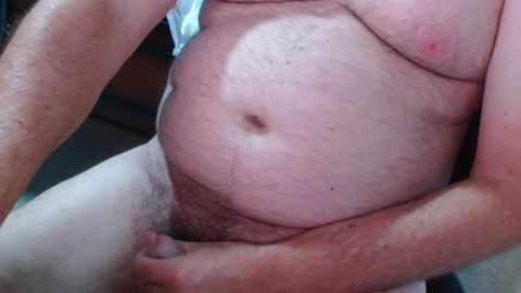 Snapshot of ozzieozzieoi chatting on February 2025 01:59:02 AM HairyolOz online show from February 2025 01:59:02 AM