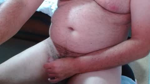 Snapshot of ozzieozzieoi chatting on February 2026 01:34:02 AM HairyolOz online show from February 2026 01:34:02 AM