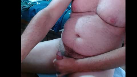 Snapshot of ozzieozzieoi chatting on May 2026 02:06:02 AM HairyolOz online show from May 2026 02:06:02 AM