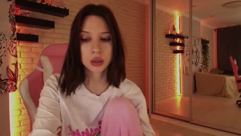 Alice online show from December 2024 05:59:01 PM