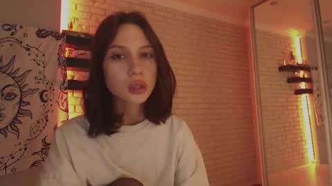 Alice online show from December 2024 06:05:01 PM