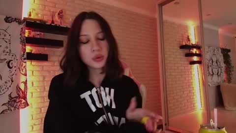 Alice online show from December 2024 08:58:02 PM