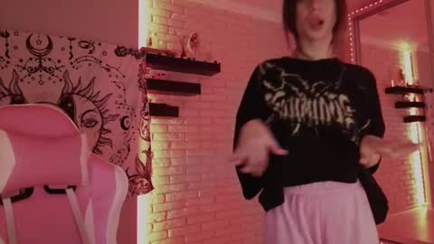 Alice online show from December 2024 11:08:02 PM