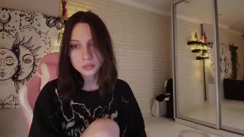 Alice online show from December 2024 11:49:02 PM