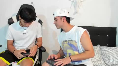 Snapshot of p_jhon chatting on January 2025 04:16:02 PM P online show from January 2025 04:16:02 PM