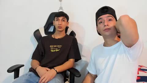 Snapshot of p_jhon chatting on February 2025 12:19:01 AM P online show from February 2025 12:19:01 AM