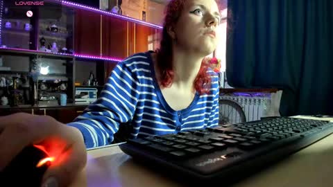 Ella online show from February 2025 09:04:02 AM