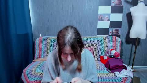 Ella online show from December 2025 07:28:01 AM