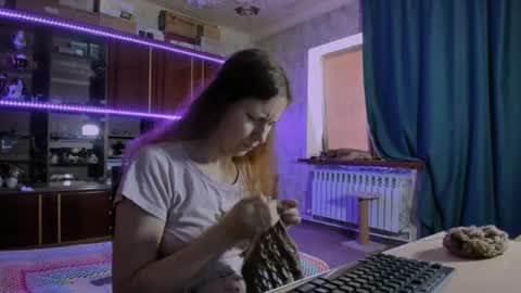 Snapshot of pa1e_pr1ncess chatting on July 2026 07:28:02 AM Ella online show from July 2026 07:28:02 AM