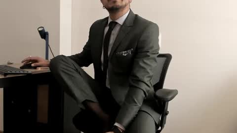 pablo rincon95 online show from December 2024 03:37:01 PM