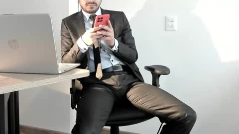 pablo rincon95 online show from December 2024 07:54:01 PM