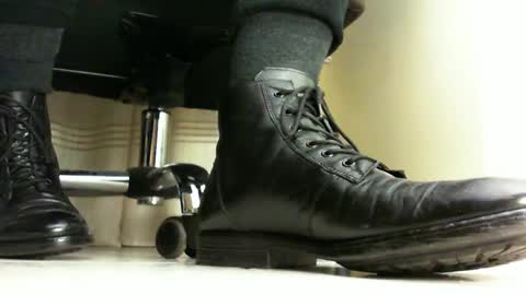 Snapshot of pablomenesssl chatting on January 2025 12:26:02 AM Pablo Meness online show from January 2025 12:26:02 AM