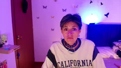 Fernanda online show from November 2025 07:51:02 AM