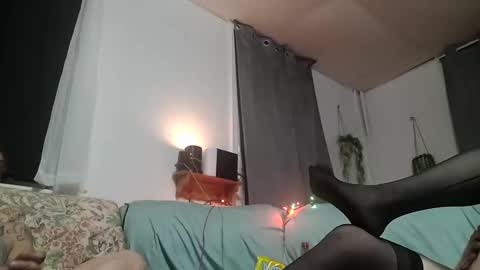 Snapshot of pahornycouple8392 chatting on November 2025 07:08:02 AM pahornycouple8392 online show from November 2025 07:08:02 AM