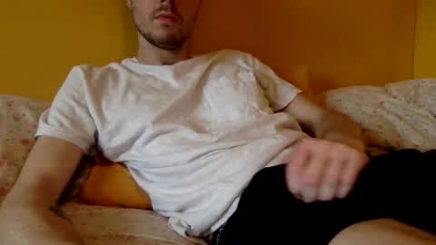 paintdude424 online show from December 2024 07:34:02 PM