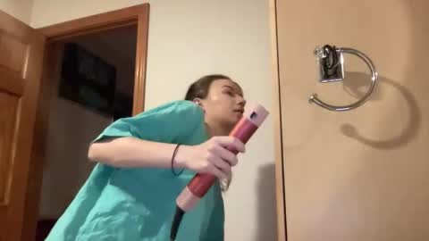 paisleysnowxo online show from November 2025 11:04:02 PM