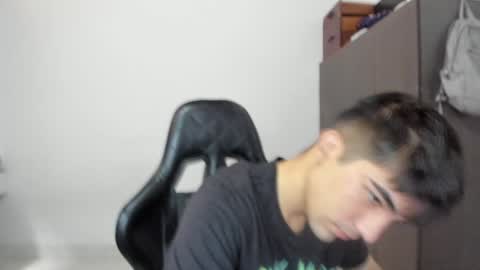 pakun_ online show from December 2024 03:33:01 PM