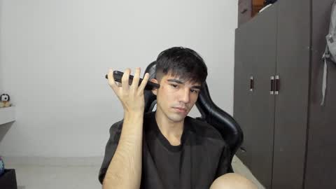 pakun_ online show from December 2024 12:30:02 AM