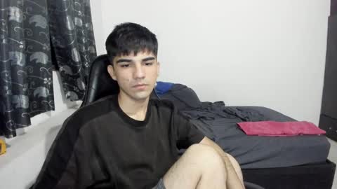 pakun_ online show from February 2025 01:23:02 AM