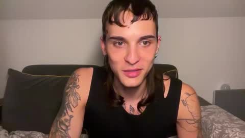 Snapshot of palm1stry chatting on October 2025 10:10:02 PM Ayden online show from October 2025 10:10:02 PM