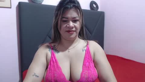 Snapshot of pamela_echeverria chatting on September 2025 10:37:01 AM pamela_echeverria online show from September 2025 10:37:01 AM