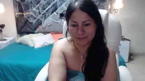 Pamela Jones online show from October 2025 03:49:02 AM