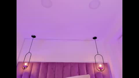 Manuela online show from February 2025 07:03:01 AM