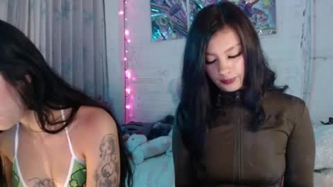 Snapshot of pamelaa_reyess chatting on March 2026 05:22:02 AM Pamela Reyess online show from March 2026 05:22:02 AM