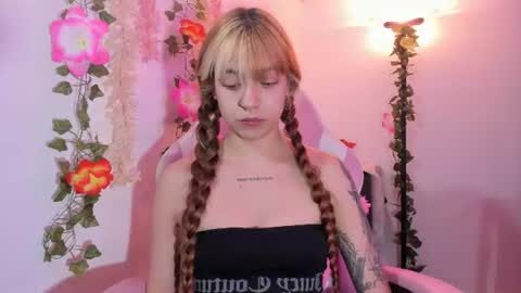 pamelajhonsom online show from June 2026 04:14:02 AM