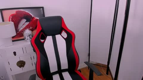 PamelaLips online show from April 2026 09:28:01 PM