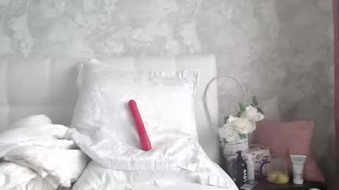 Pamella online show from October 2025 06:47:01 AM