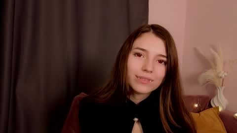 daniella online show from October 2025 07:37:01 PM