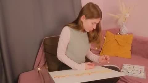 daniella online show from November 2025 07:48:02 PM