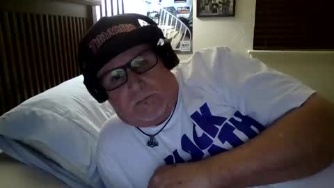 panos online show from April 2026 06:55:02 AM
