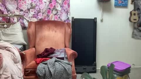 Pantiesofthefae online show from September 2025 01:02:02 PM