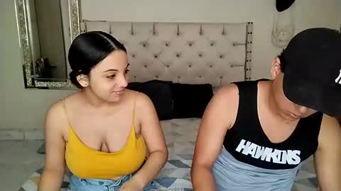 Paola 23 and Andres 25 online show from July 2026 03:08:01 PM