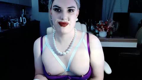 Sarina Williams online show from December 2025 10:44:02 AM