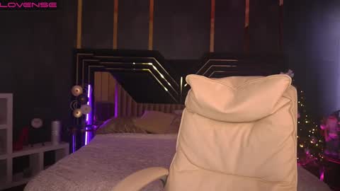 Lia online show from January 2025 11:18:02 AM